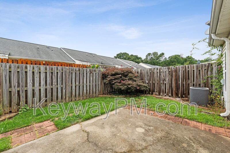 208 Satomi Way - Dogwood Chase property image