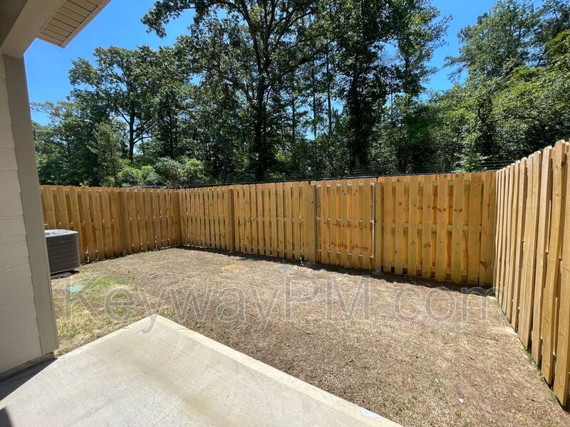3099 Venetian Drive- Village Square property image