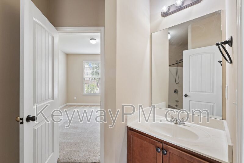 6017 Reynolds Circle - Reynolds Pond property image