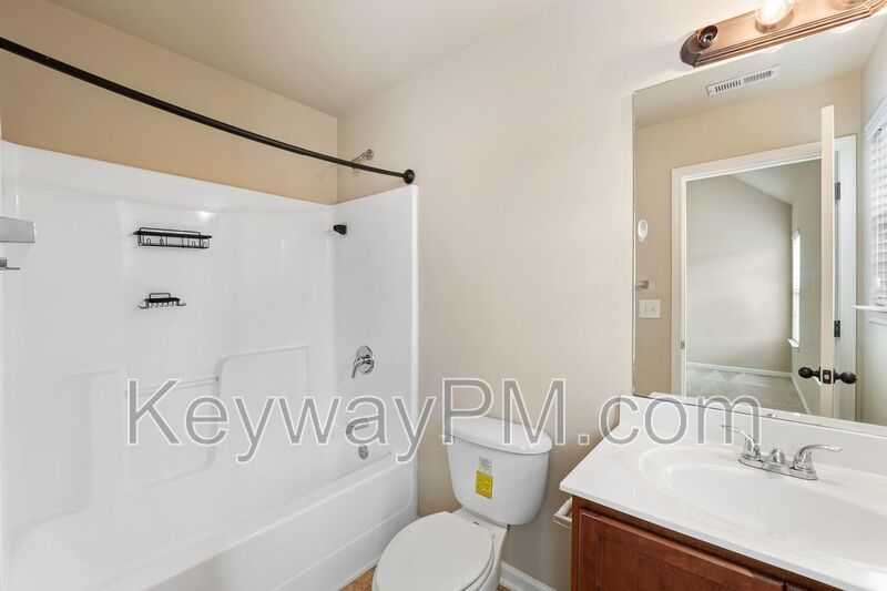 6017 Reynolds Circle - Reynolds Pond property image