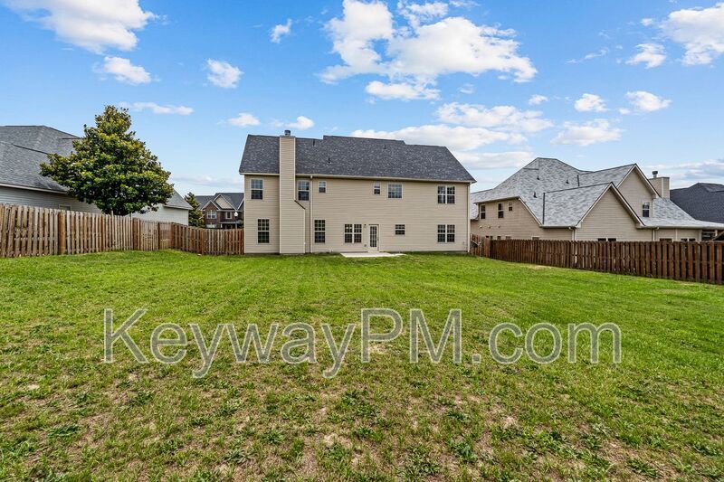 6017 Reynolds Circle - Reynolds Pond property image
