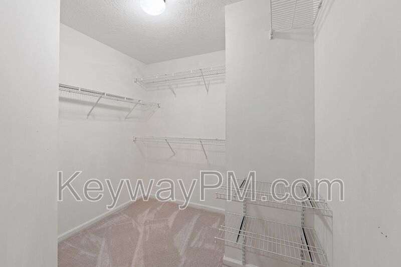 845 Prairie Lane property image