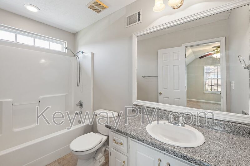 845 Prairie Lane property image