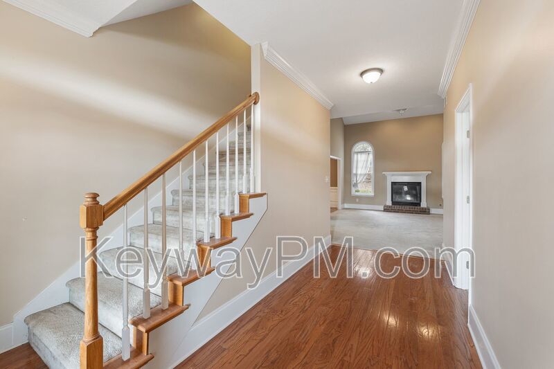 4890 Somerset Drive - Somerset at Williamsburg property image