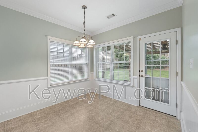 4890 Somerset Drive - Somerset at Williamsburg property image