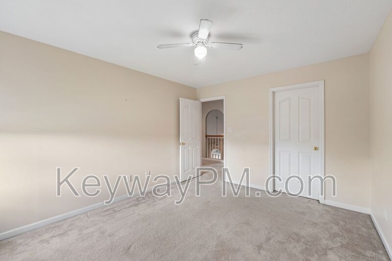 4890 Somerset Drive - Somerset at Williamsburg property image