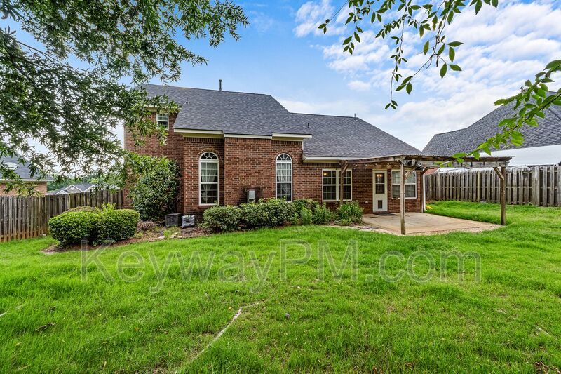 4890 Somerset Drive - Somerset at Williamsburg property image
