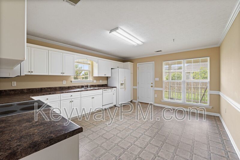 313 Elbrus Way -Pamir Place property image