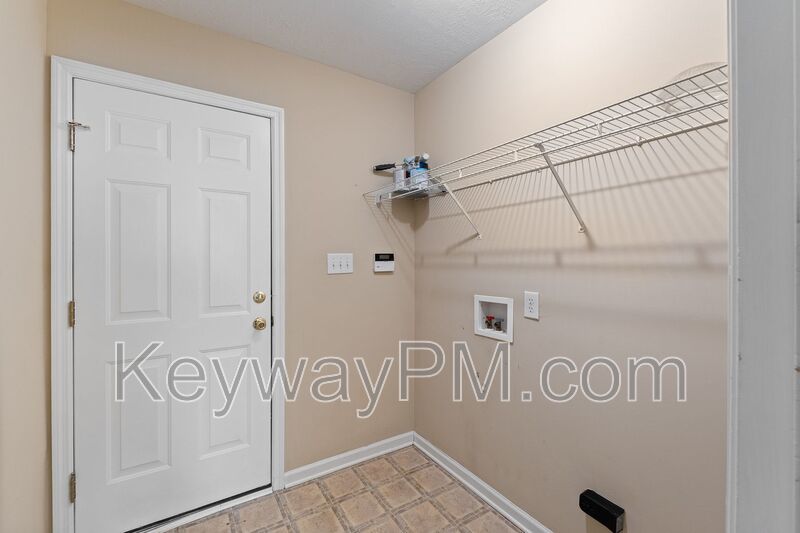 313 Elbrus Way -Pamir Place property image