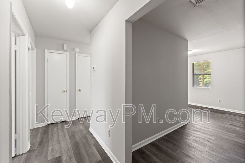 1916 Richmond Ave property image