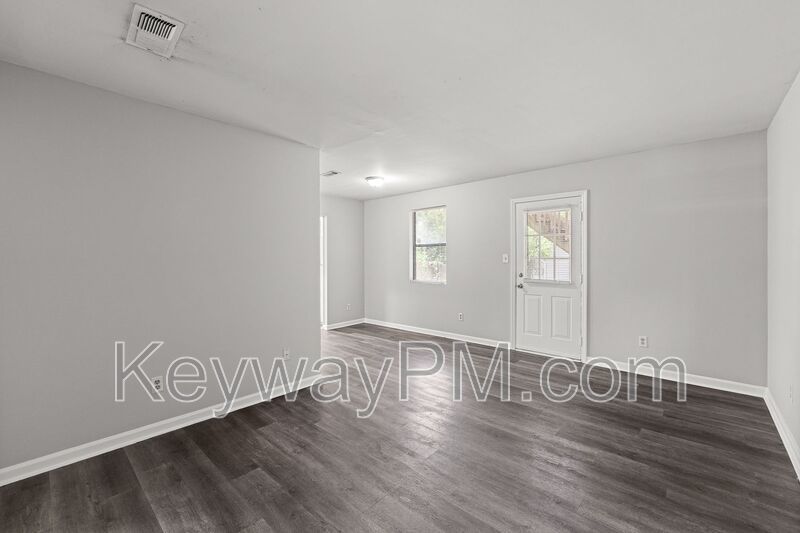 1916 Richmond Ave property image