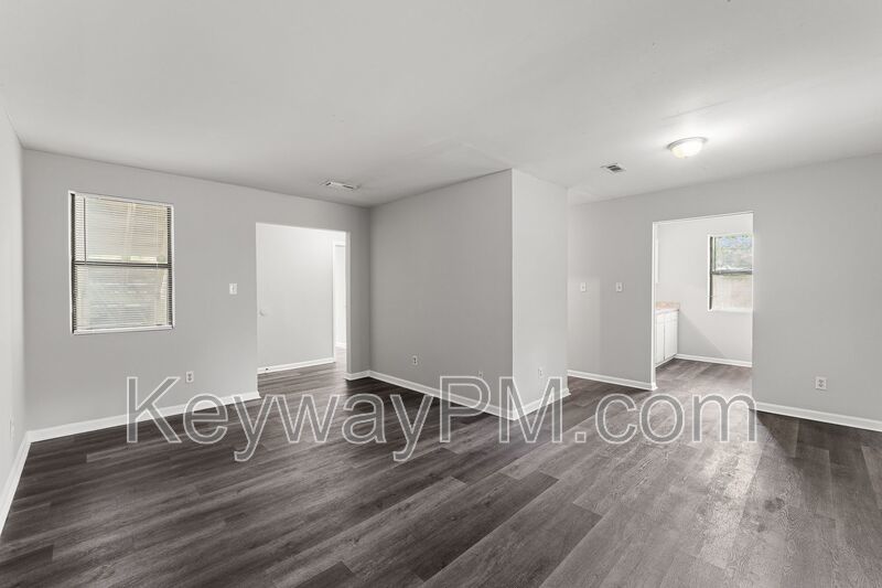 1916 Richmond Ave property image