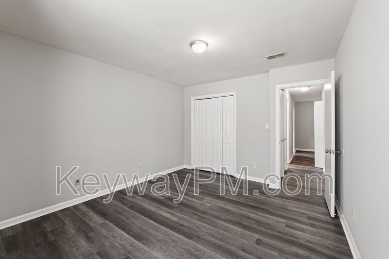 1916 Richmond Ave property image