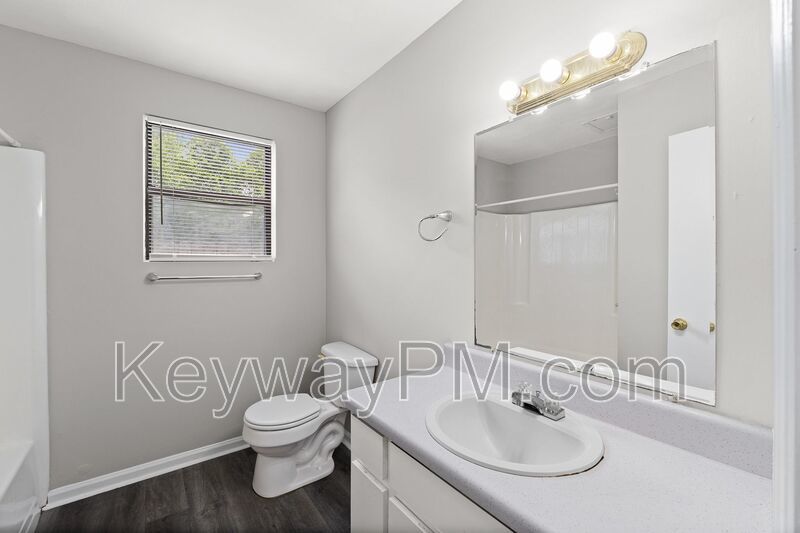 1916 Richmond Ave property image