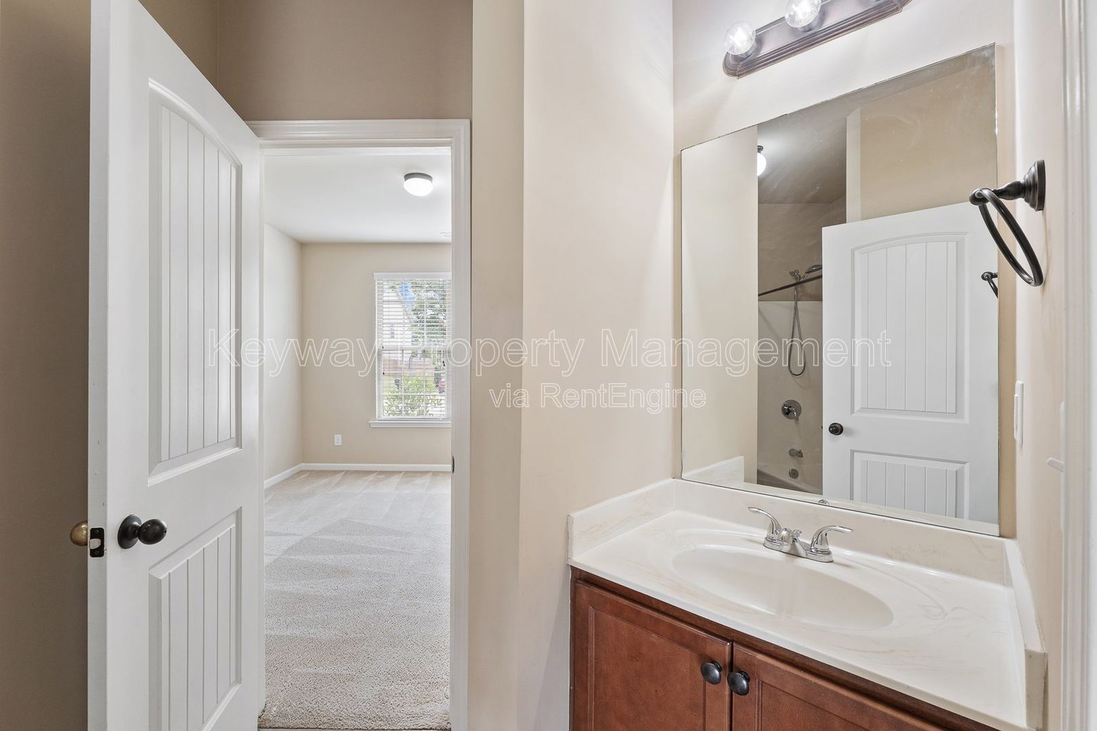 6017 Reynolds Circle - Reynolds Pond property image