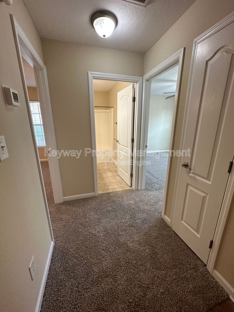 2136 Sylvan Lake Drive - Ivy Falls Plantation property image