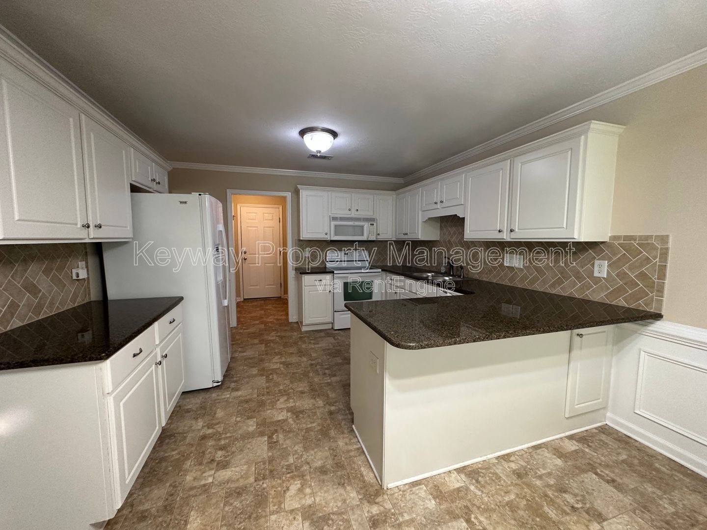 2136 Sylvan Lake Drive - Ivy Falls Plantation property image