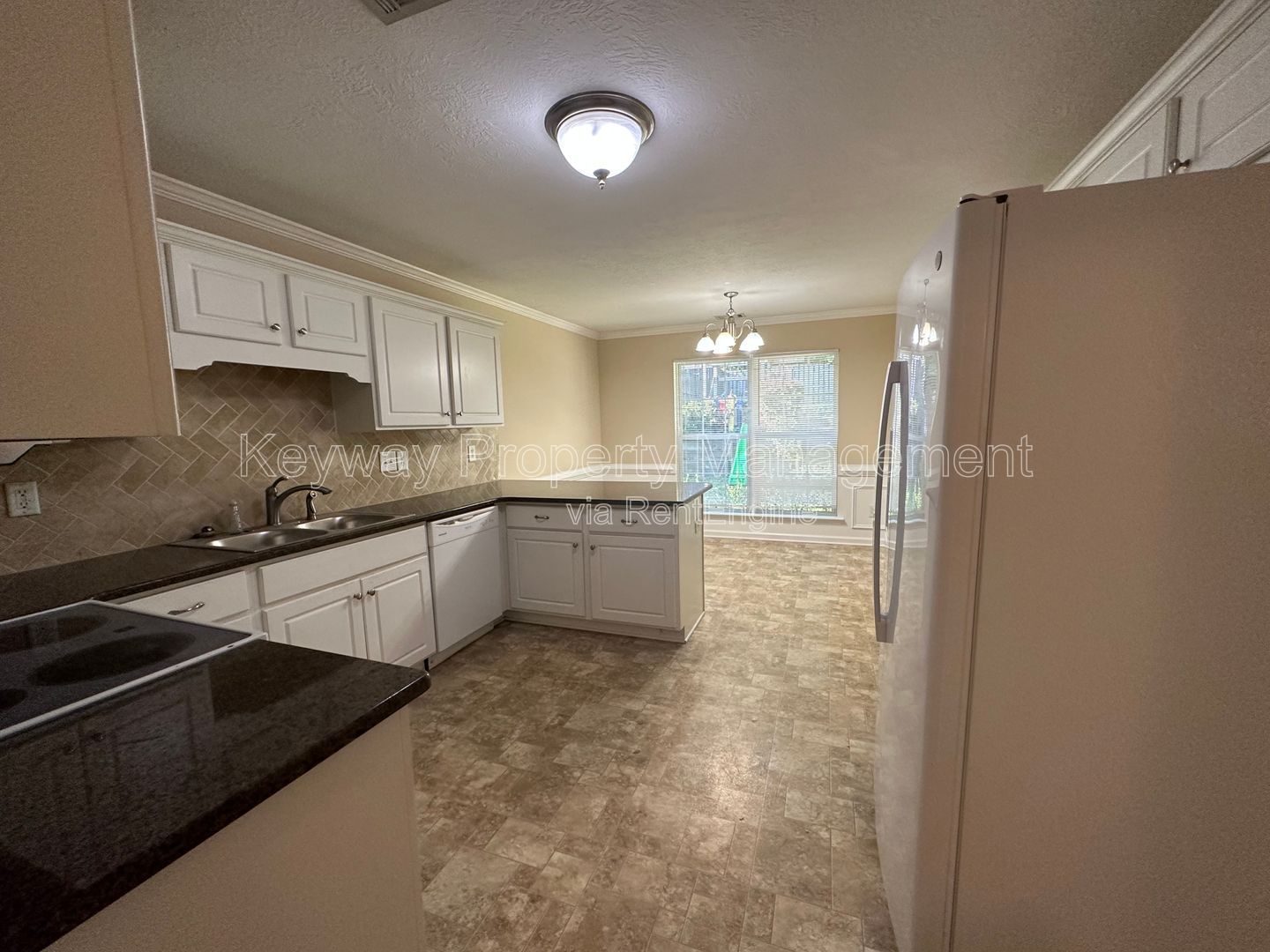 2136 Sylvan Lake Drive - Ivy Falls Plantation property image