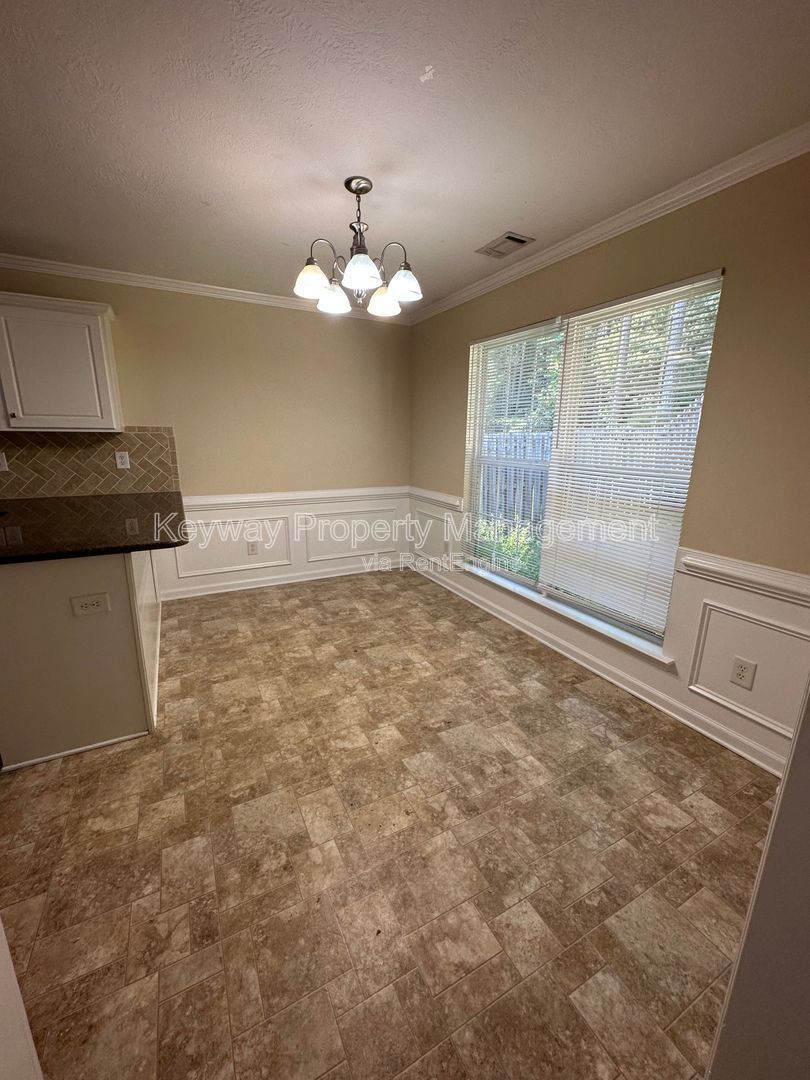 2136 Sylvan Lake Drive - Ivy Falls Plantation property image