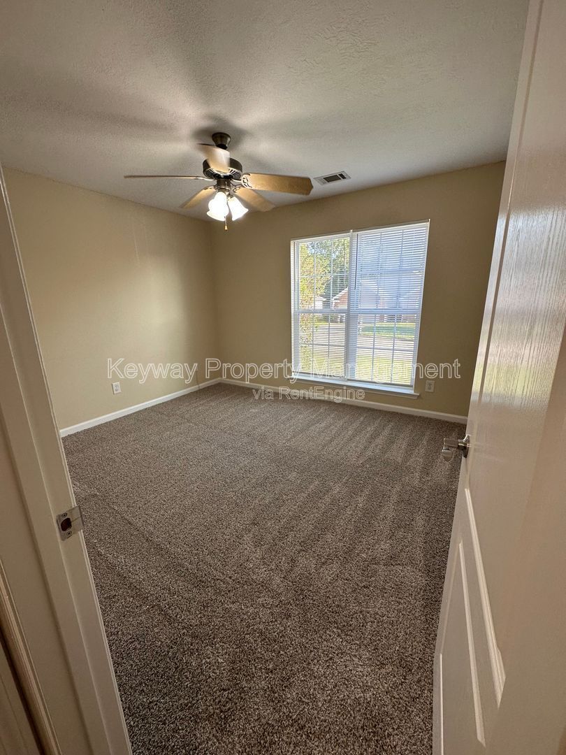 2136 Sylvan Lake Drive - Ivy Falls Plantation property image