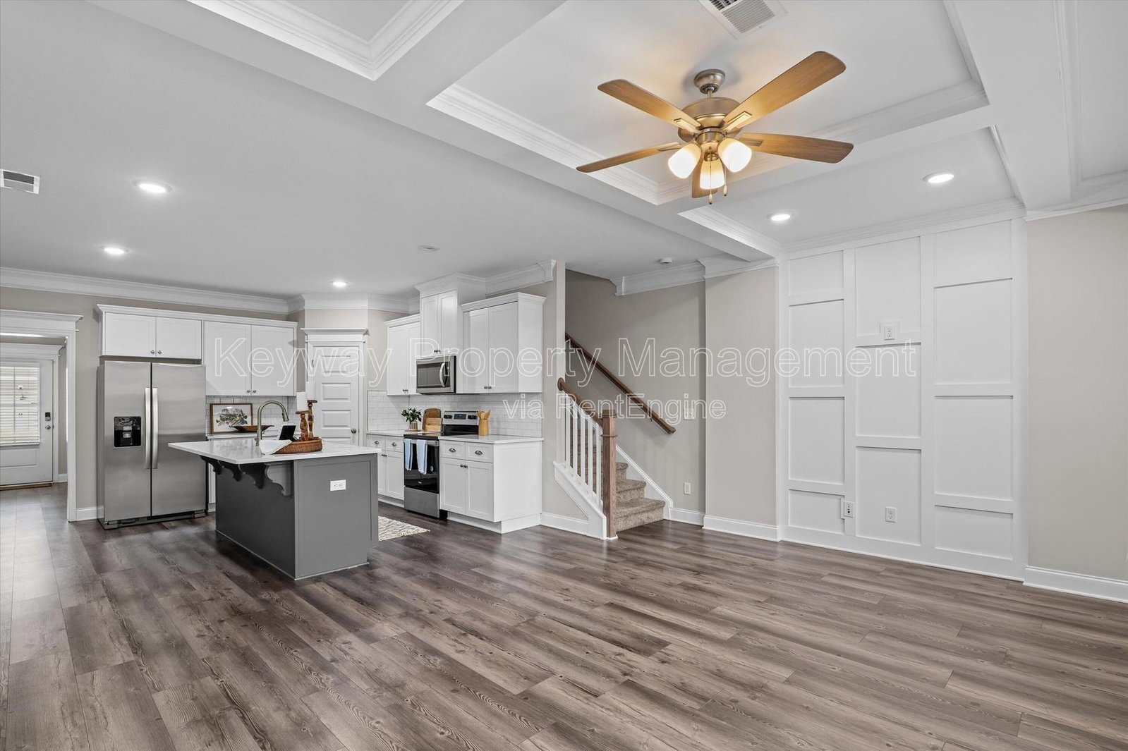 1043 Linsmore Ave- Canterbury Farms property image