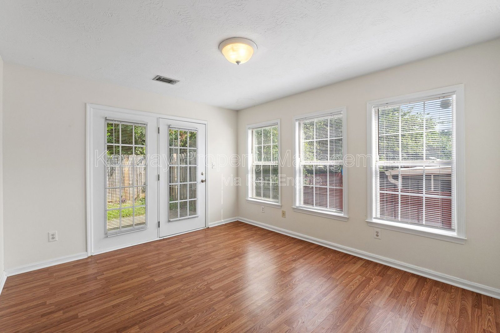 123 Portofino Lane SW - Portofino Townhomes property image