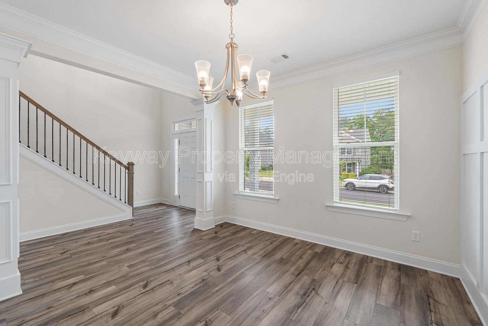585 Hampton Drive-Windsor property image