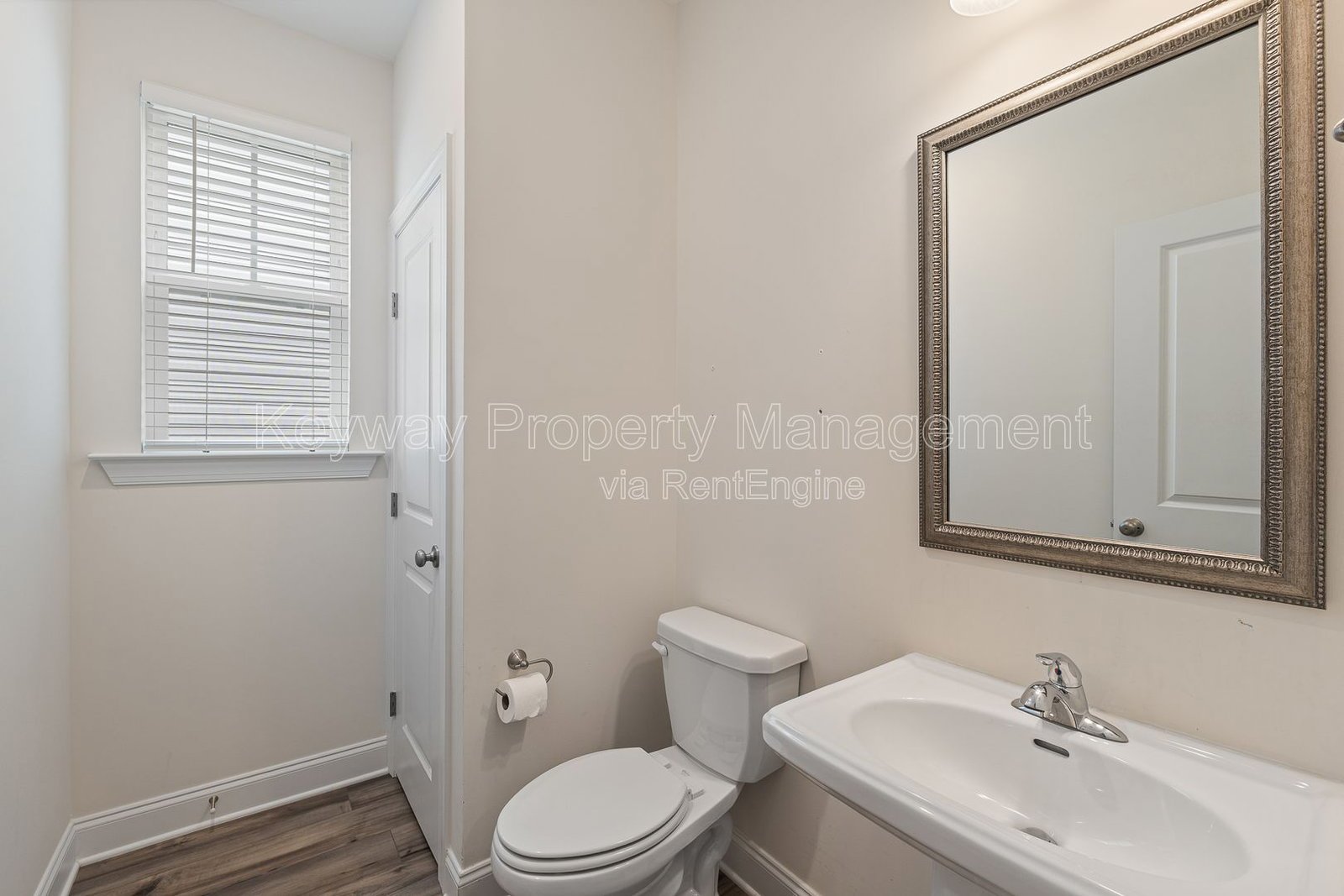 585 Hampton Drive-Windsor property image