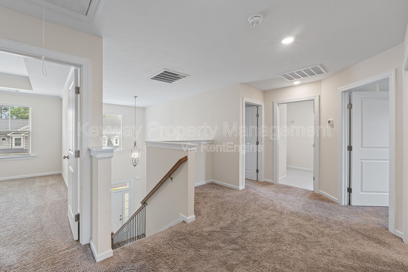585 Hampton Drive-Windsor property image