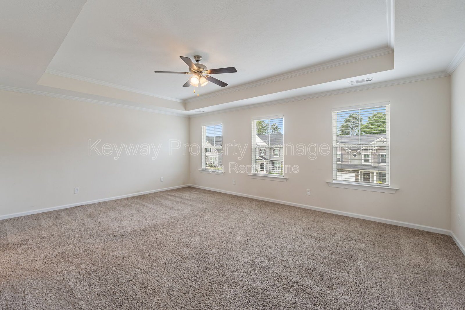 585 Hampton Drive-Windsor property image