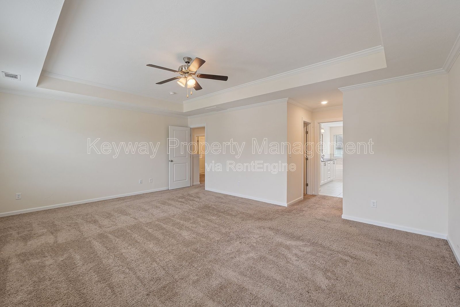 585 Hampton Drive-Windsor property image