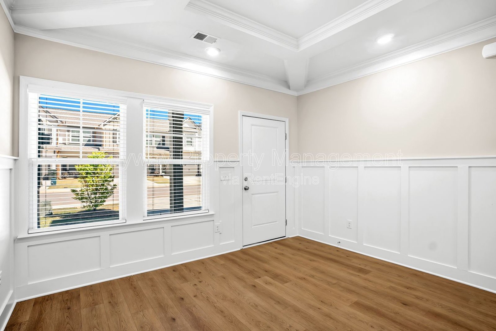 3109 Venetian Drive- Village Square property image