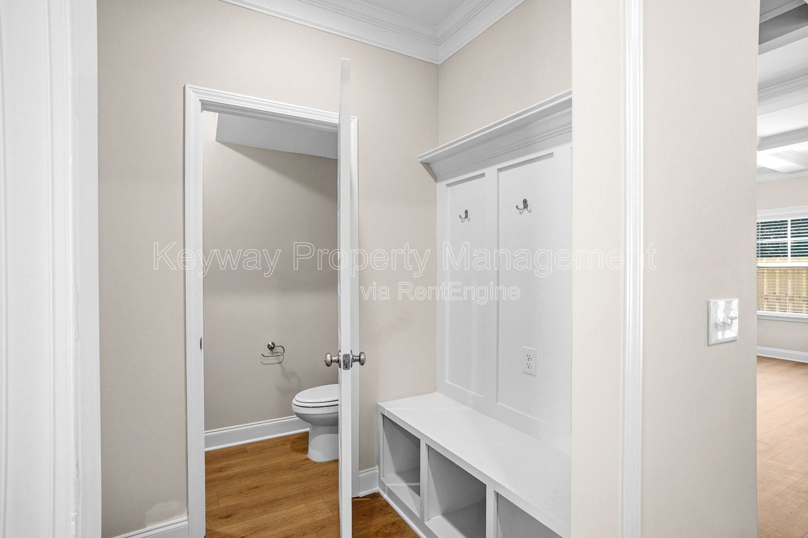 3109 Venetian Drive- Village Square property image