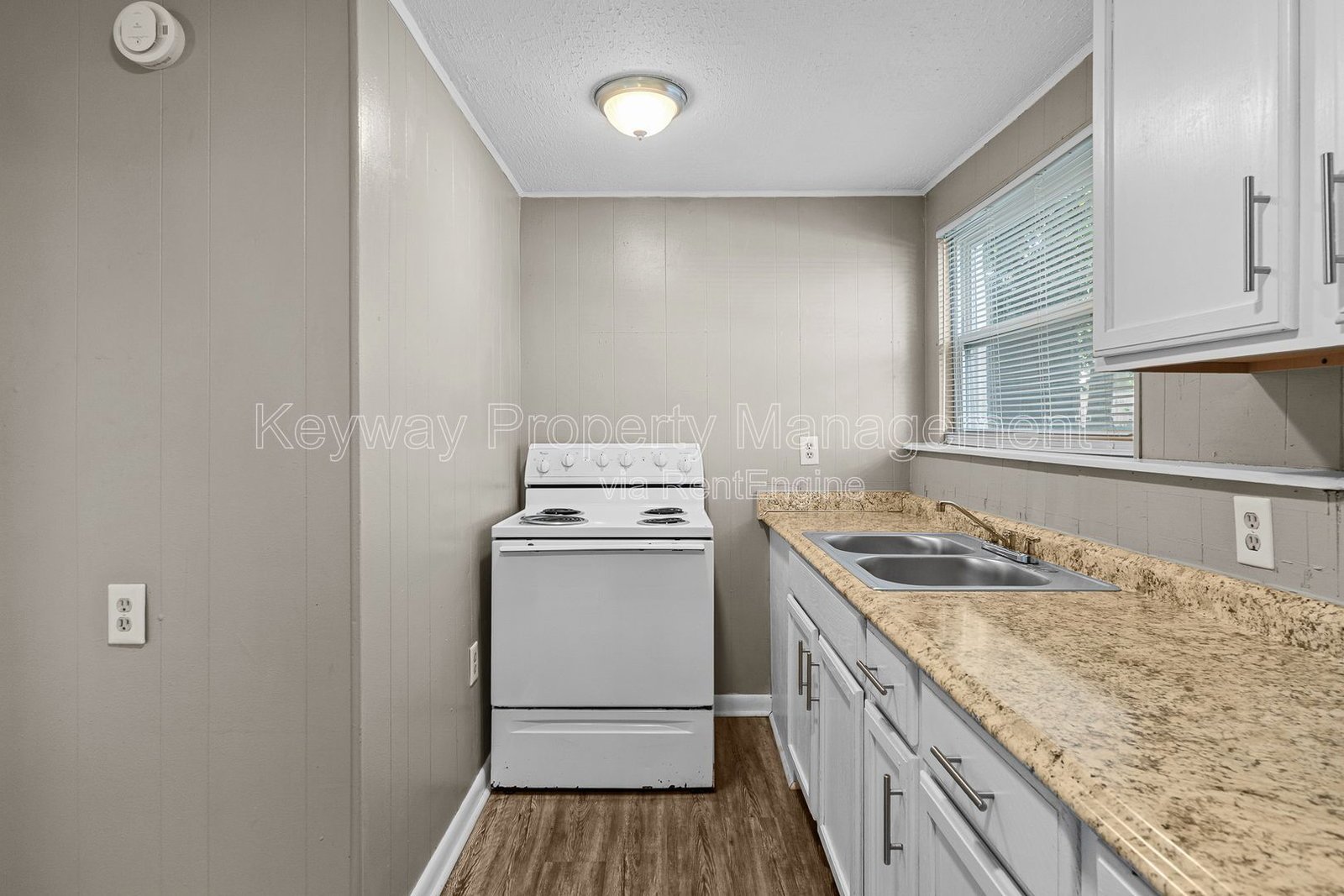 116 Argyle Avenue Unit B property image