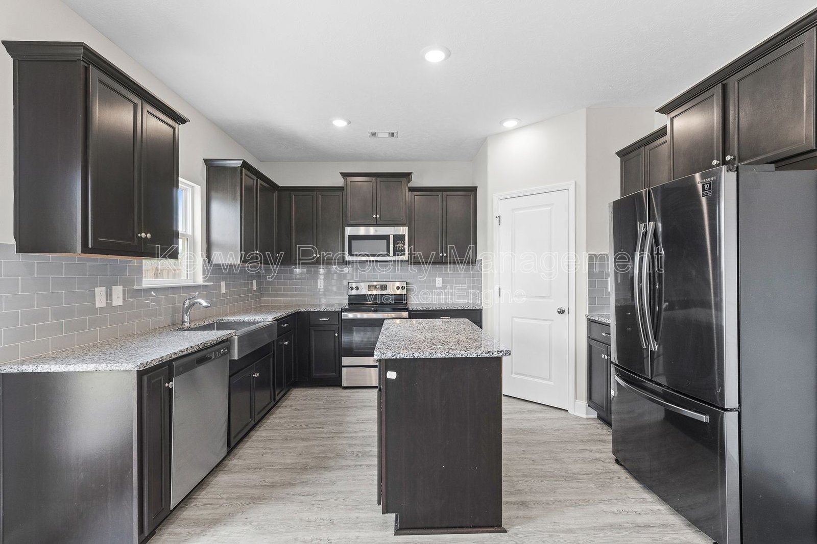 1260 Elias Station - Elias Station property image