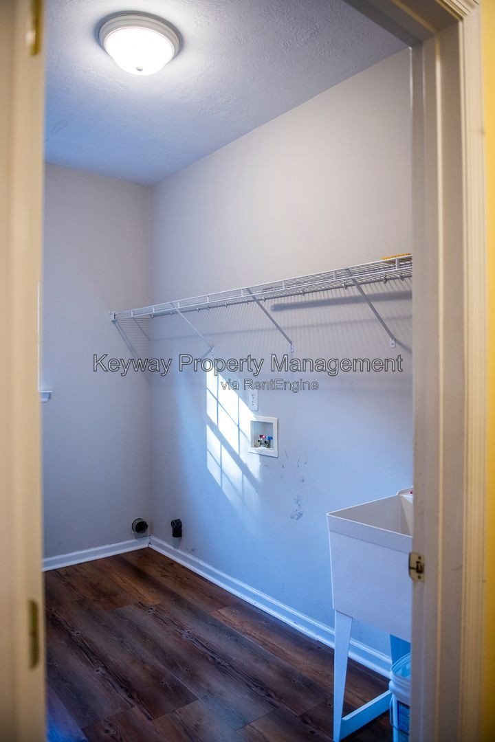 242 Stonington Drive - Heritage Hills property image