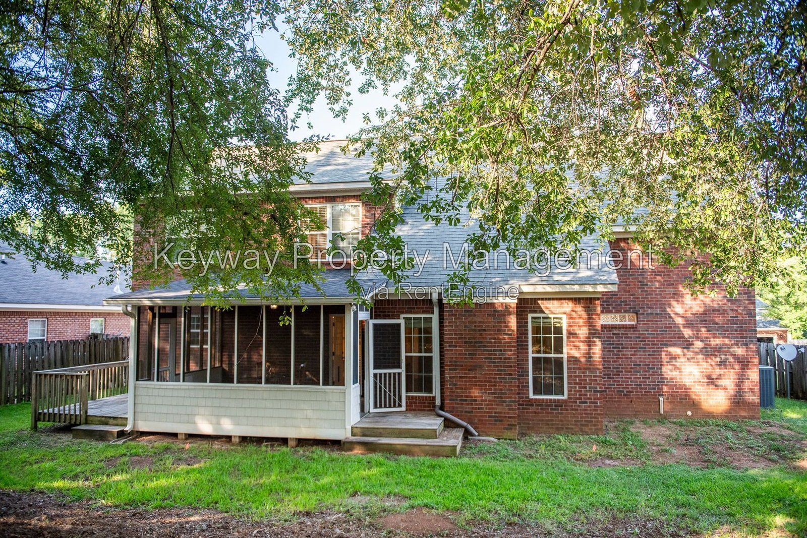 242 Stonington Drive - Heritage Hills property image