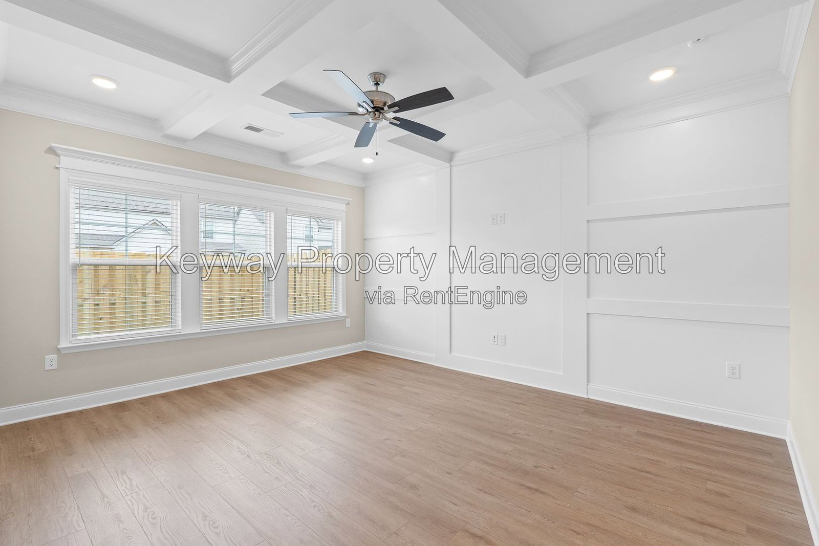 3199 Venetian Drive - Village Square property image