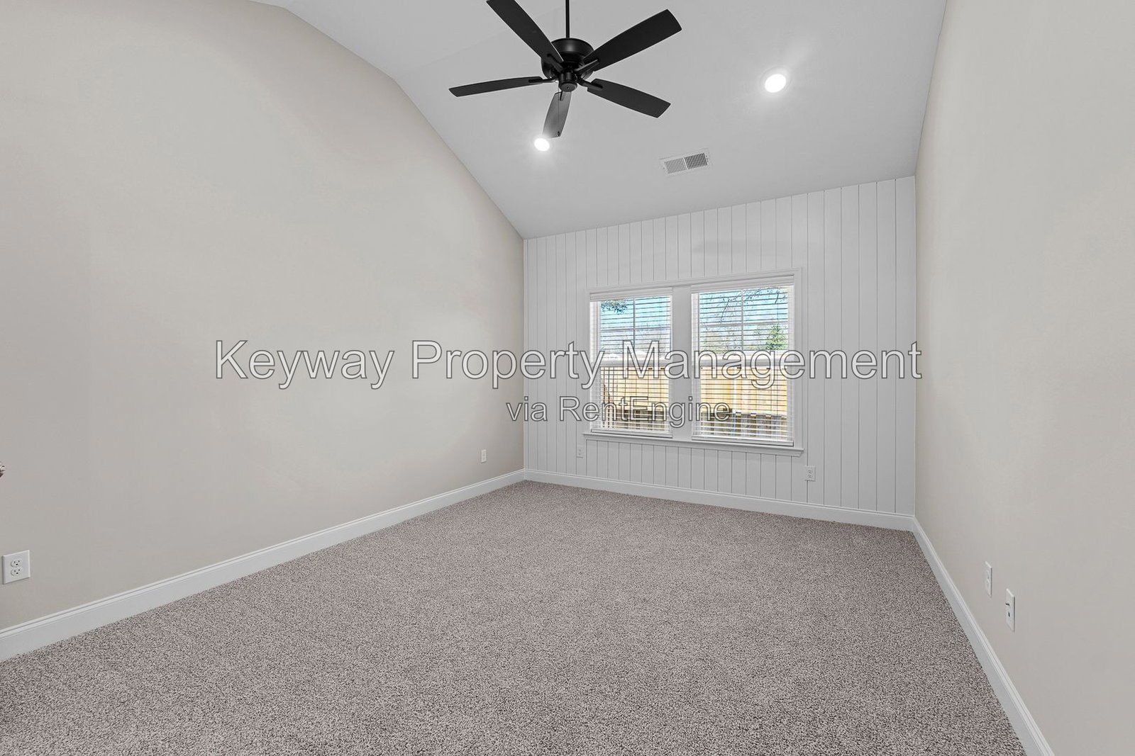 2124 Denmark Ave SE - Miller Landing property image