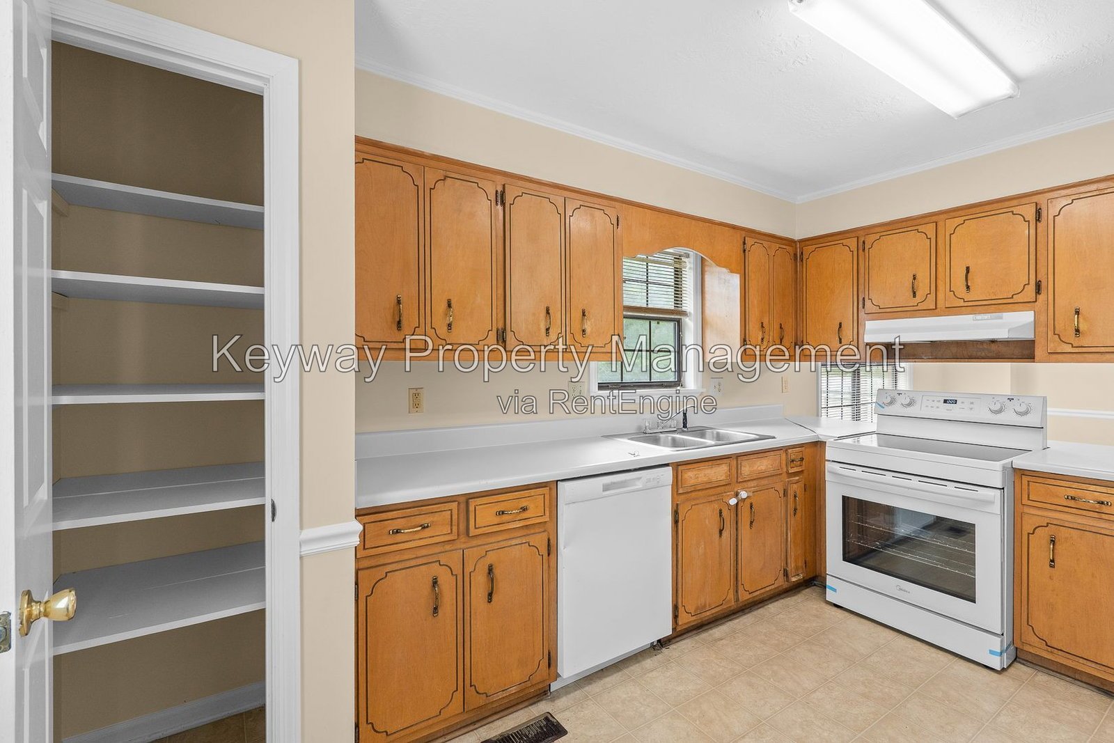 3638 Karleen Road - Karleen Acres property image
