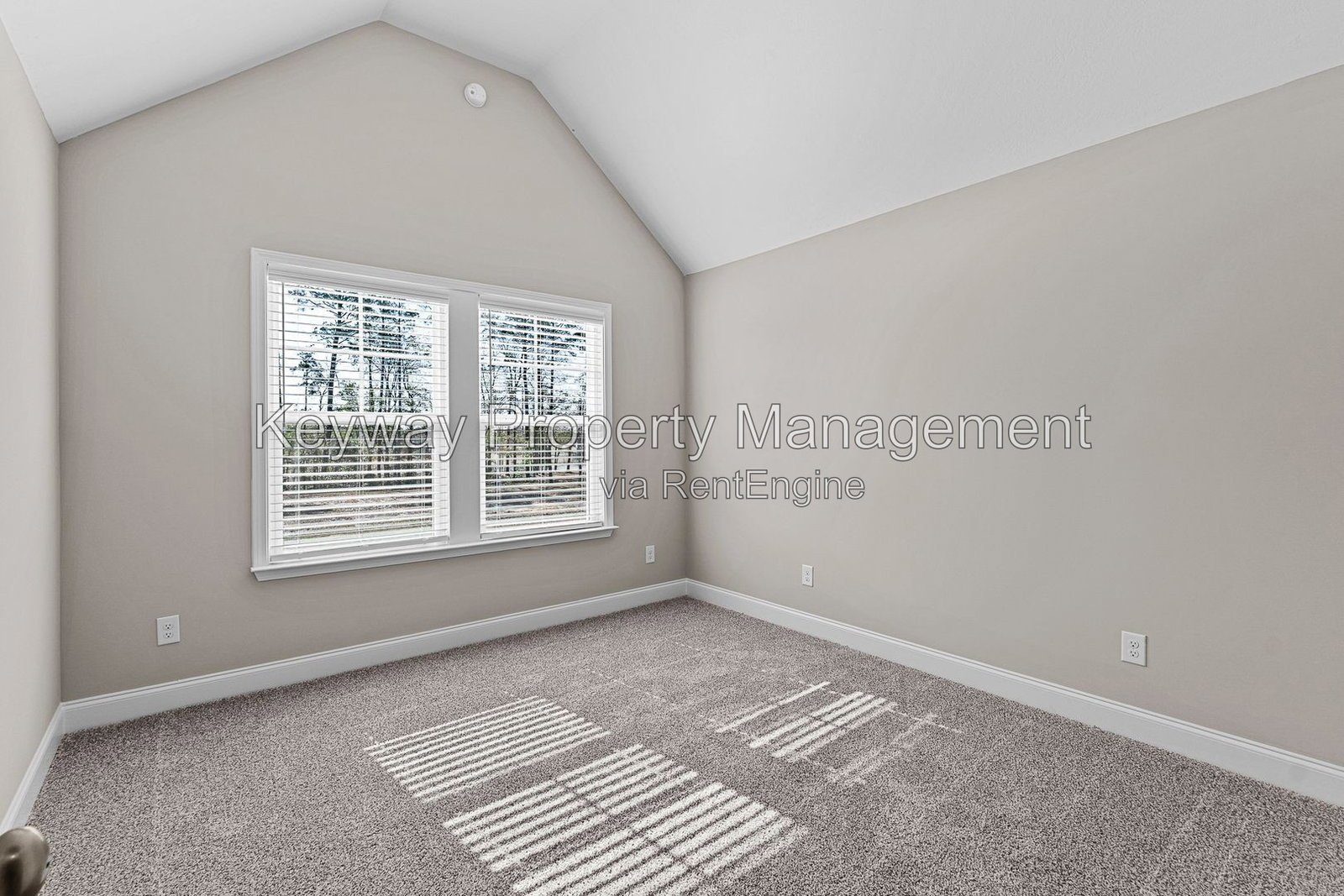 2120 Denmark Ave SE - Miller Landing property image