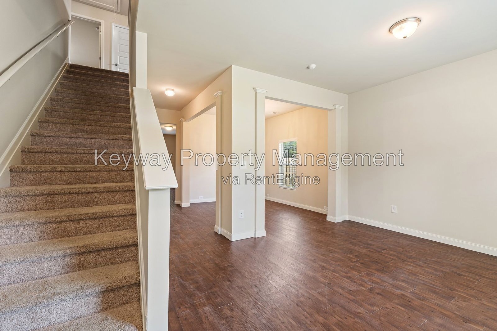 910 Clover Court- property image