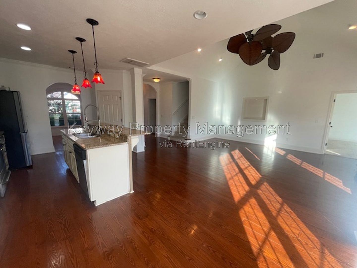 880 Willow Way - Jones Creek property image