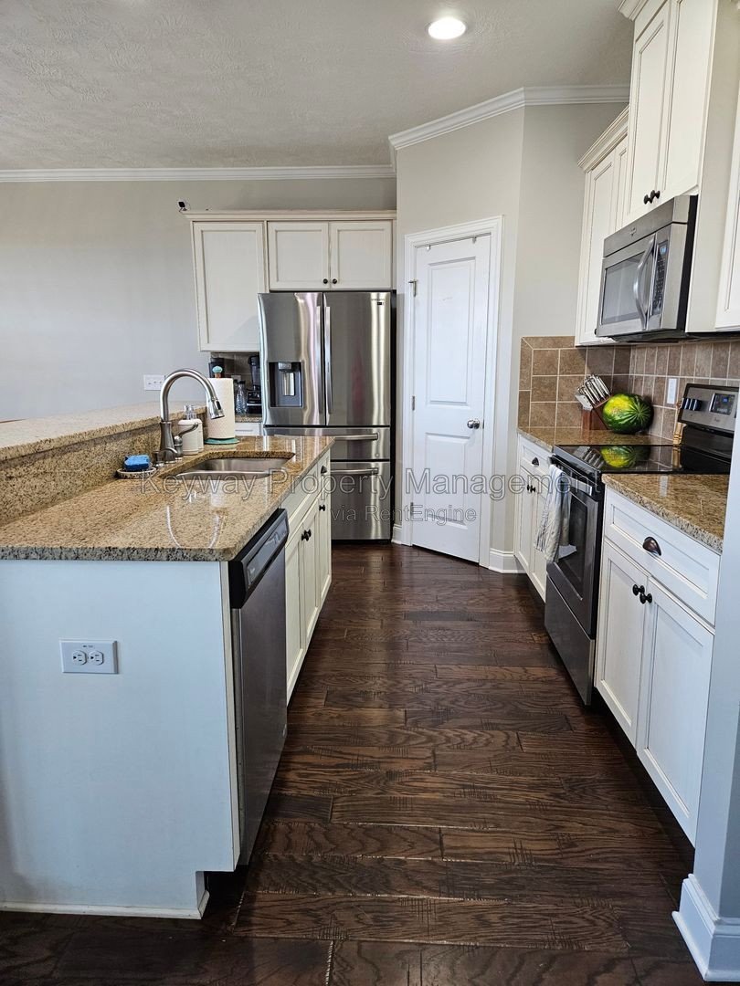 905 Glenhaven Drive property image