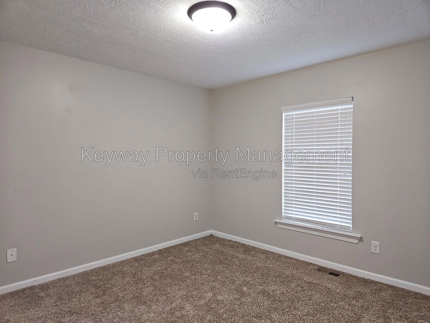 905 Glenhaven Drive property image