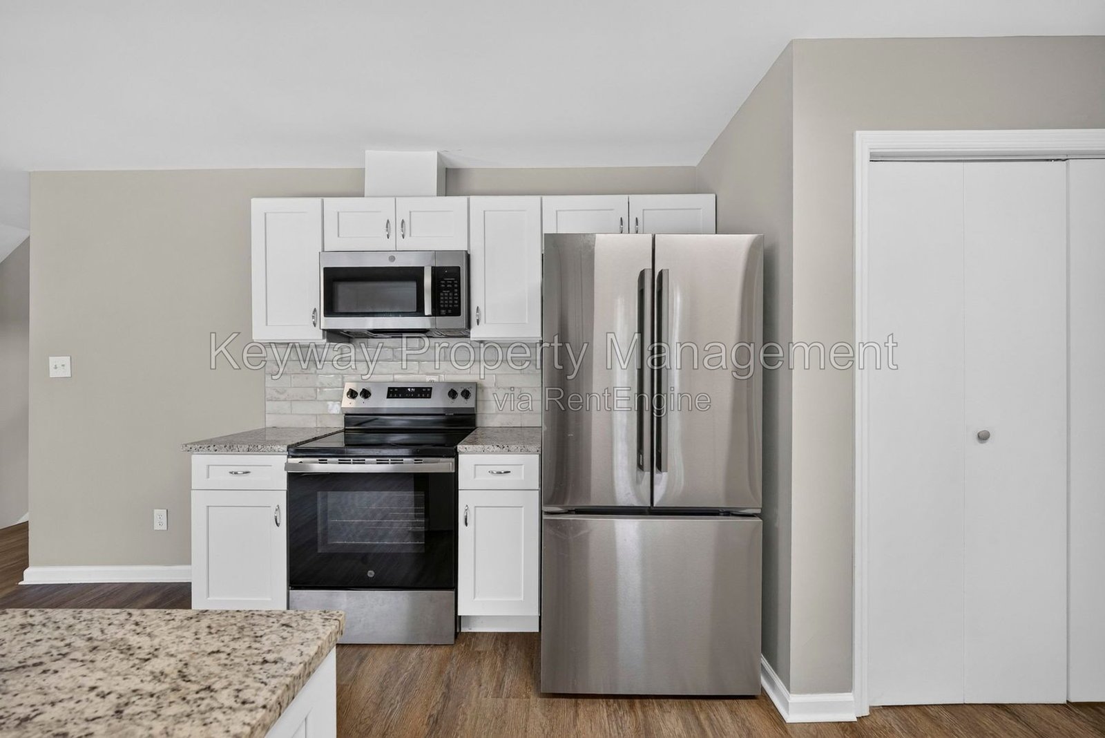 2712 Fair Oak Ct - Sand Ridge property image