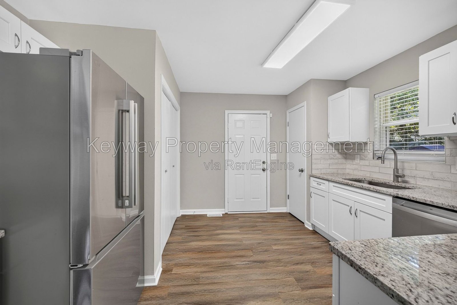2712 Fair Oak Ct - Sand Ridge property image