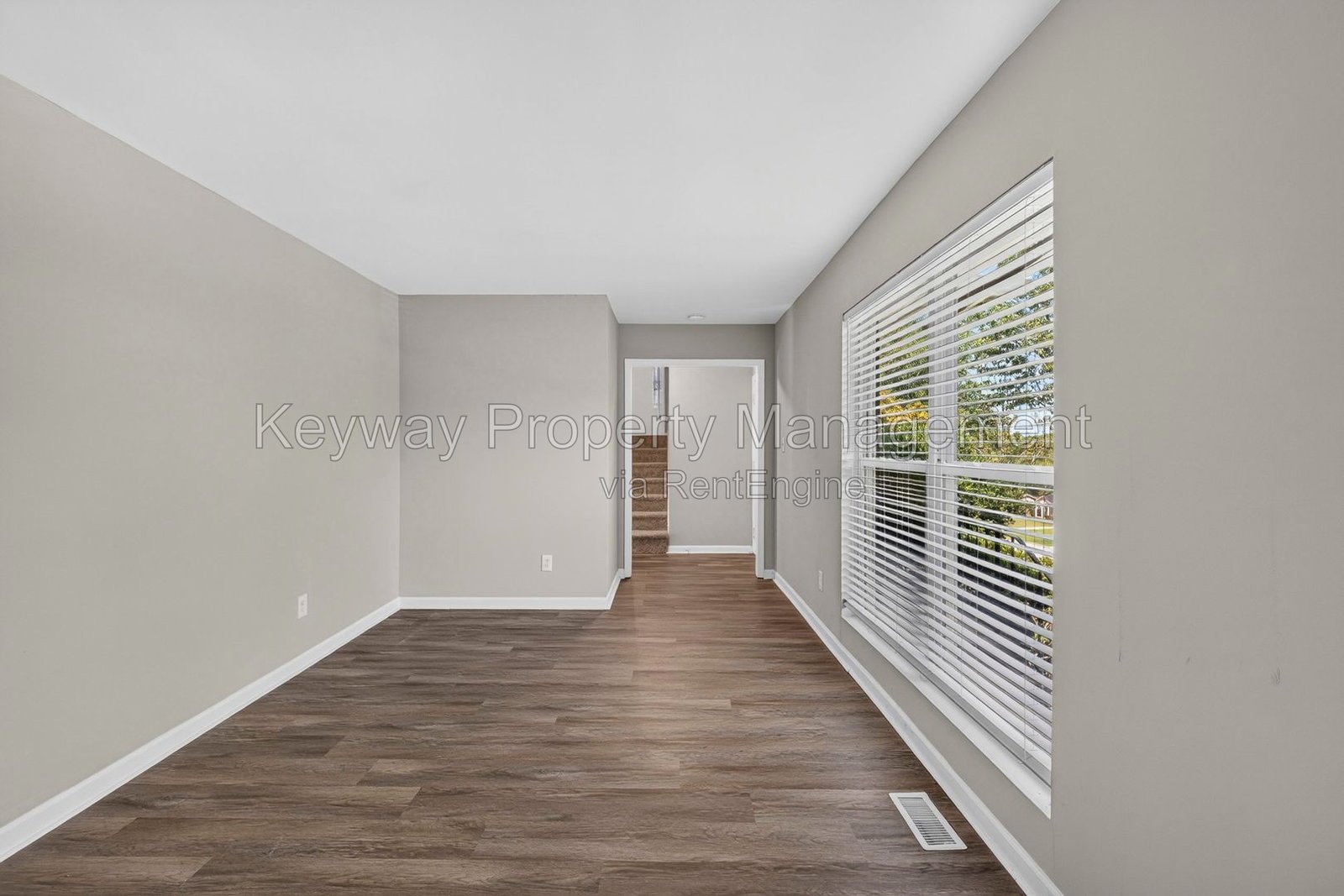 2712 Fair Oak Ct - Sand Ridge property image