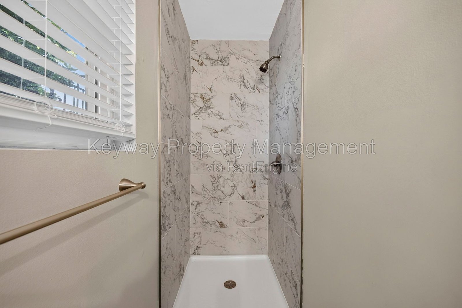 2712 Fair Oak Ct - Sand Ridge property image