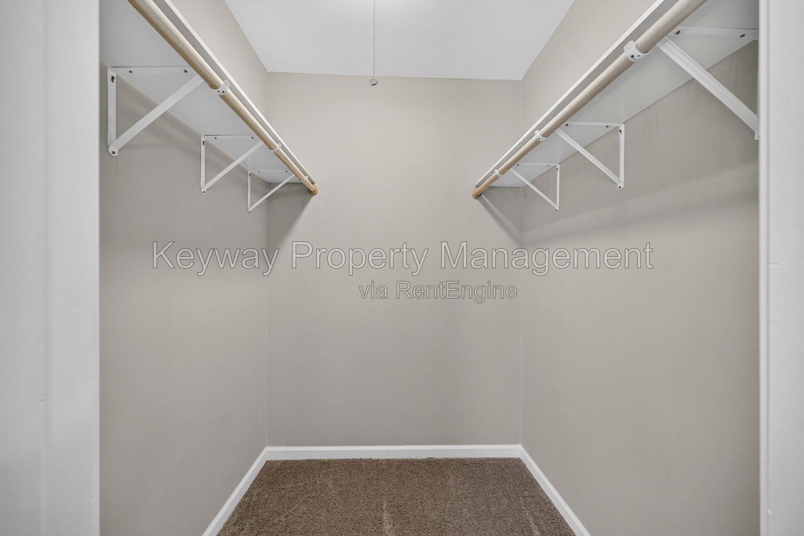 2712 Fair Oak Ct - Sand Ridge property image